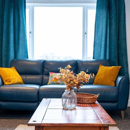 Lovely 3-Bedroom Flat With Free Parking Алланский Бридж Экстерьер фото