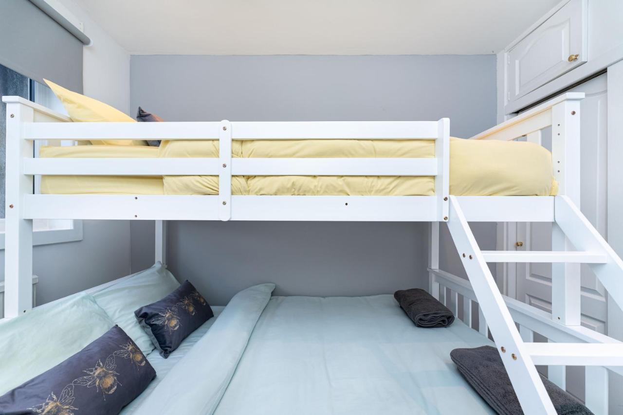 Lovely 3-Bedroom Flat With Free Parking Алланский Бридж Экстерьер фото
