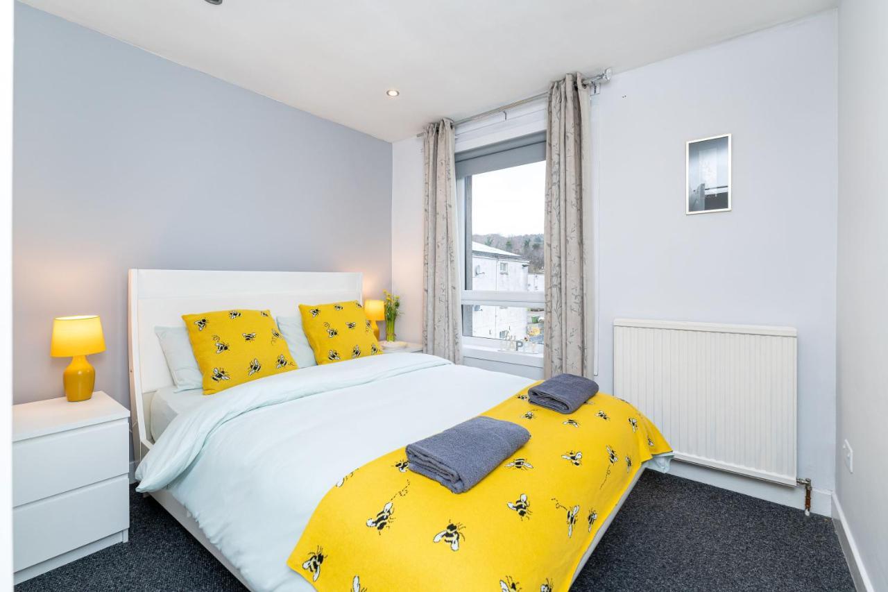 Lovely 3-Bedroom Flat With Free Parking Алланский Бридж Экстерьер фото